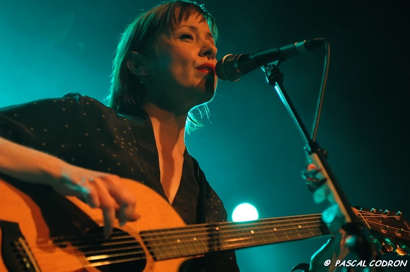 Suzanne Vega  l'Elyse Montmartre