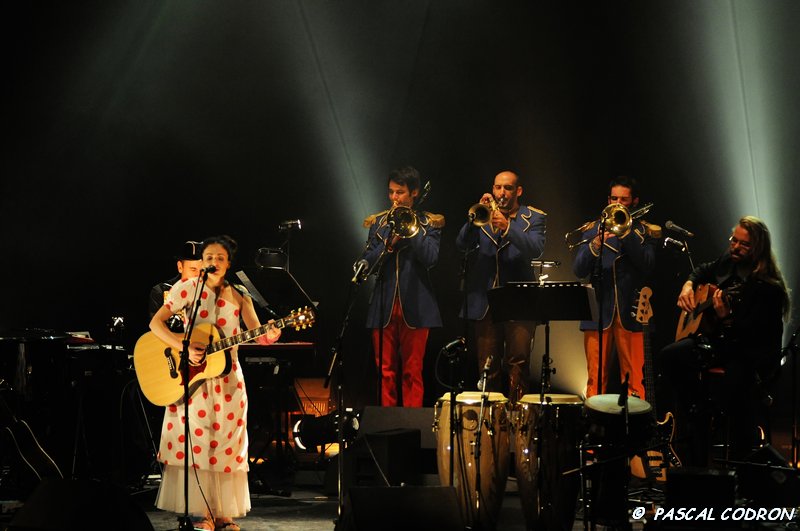 Yael Naim aux Folies Bergre